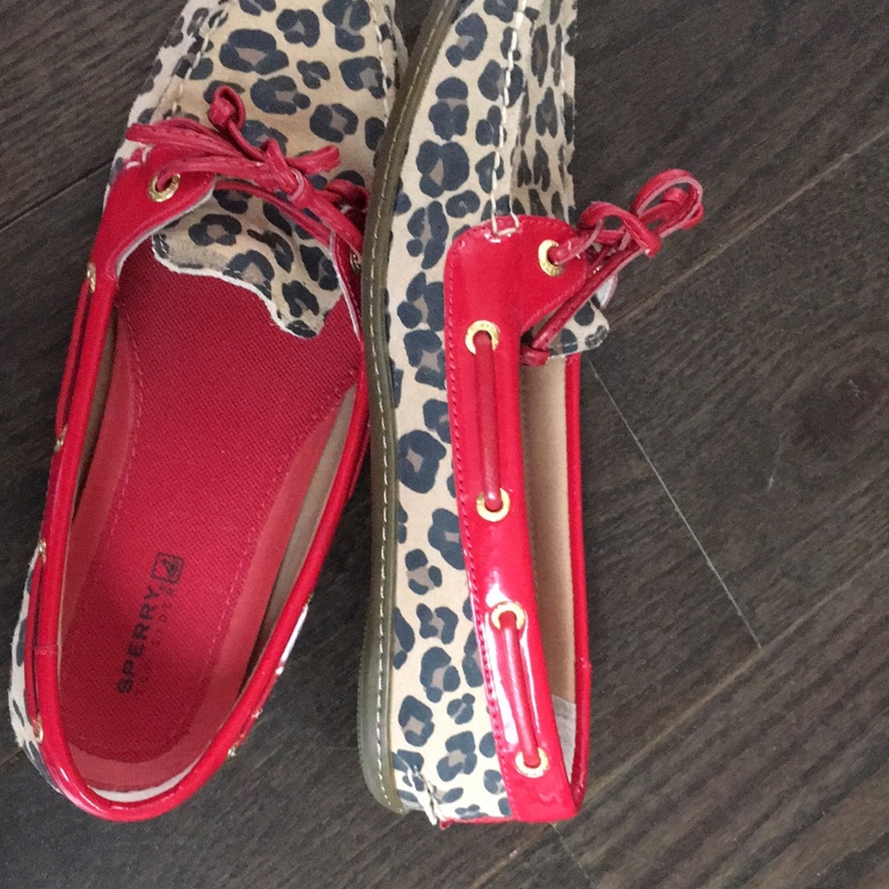 sperry patent leather loafers